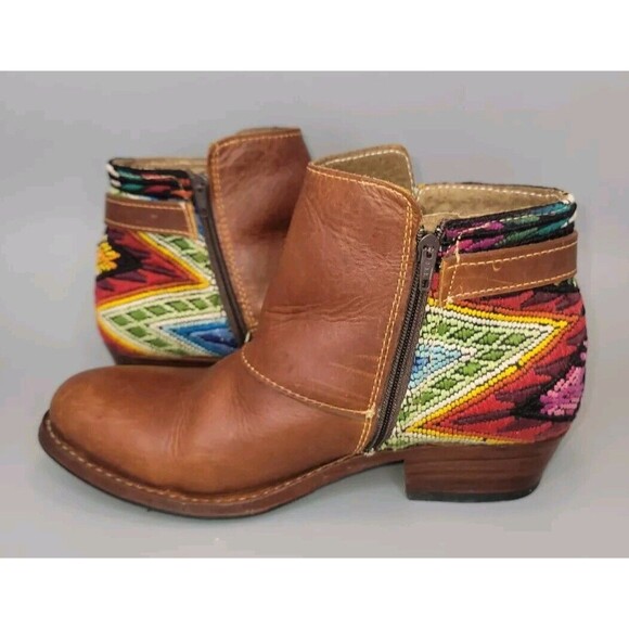 Vtg Western Leather Ankle Bootie Womens 7 Brown Aztec Embroidered Boho Hippie - Picture 7 of 11